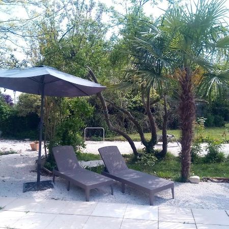 Maison Grandes Chambres Avec Cuisine -Jardin -Terrasse-Bbq Bastanes Esterno foto